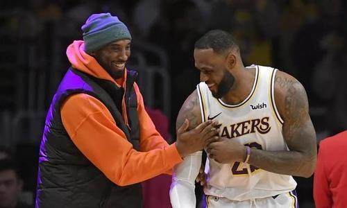 V体育线上登录-詹姆斯：时间会治愈一切 科比的传奇是永恒的